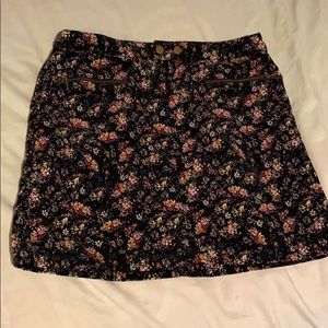 Mossimo Foral skirt